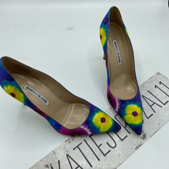 Manolo Blahnik Shoes - 🌟hp🌟 Manolo blahnik size 38.5 shoes 👑👑